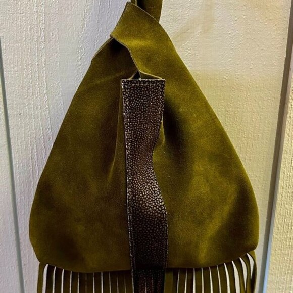 Jahde Leather Hampton Wristlet in Olive Green (Retails for $250) - Picture 2 of 2